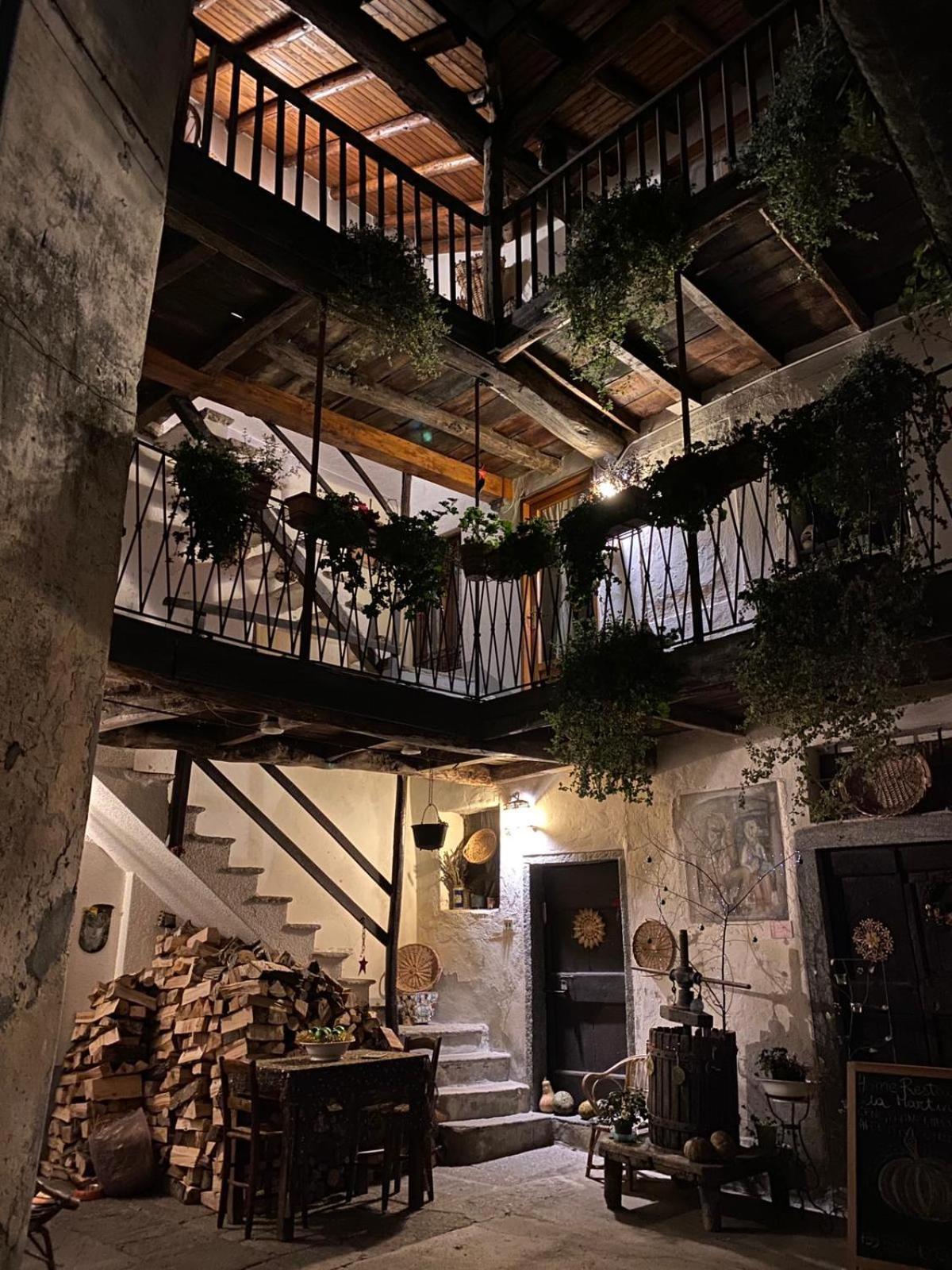 La Corte Del Poeta Arcumeggia Extérieur photo